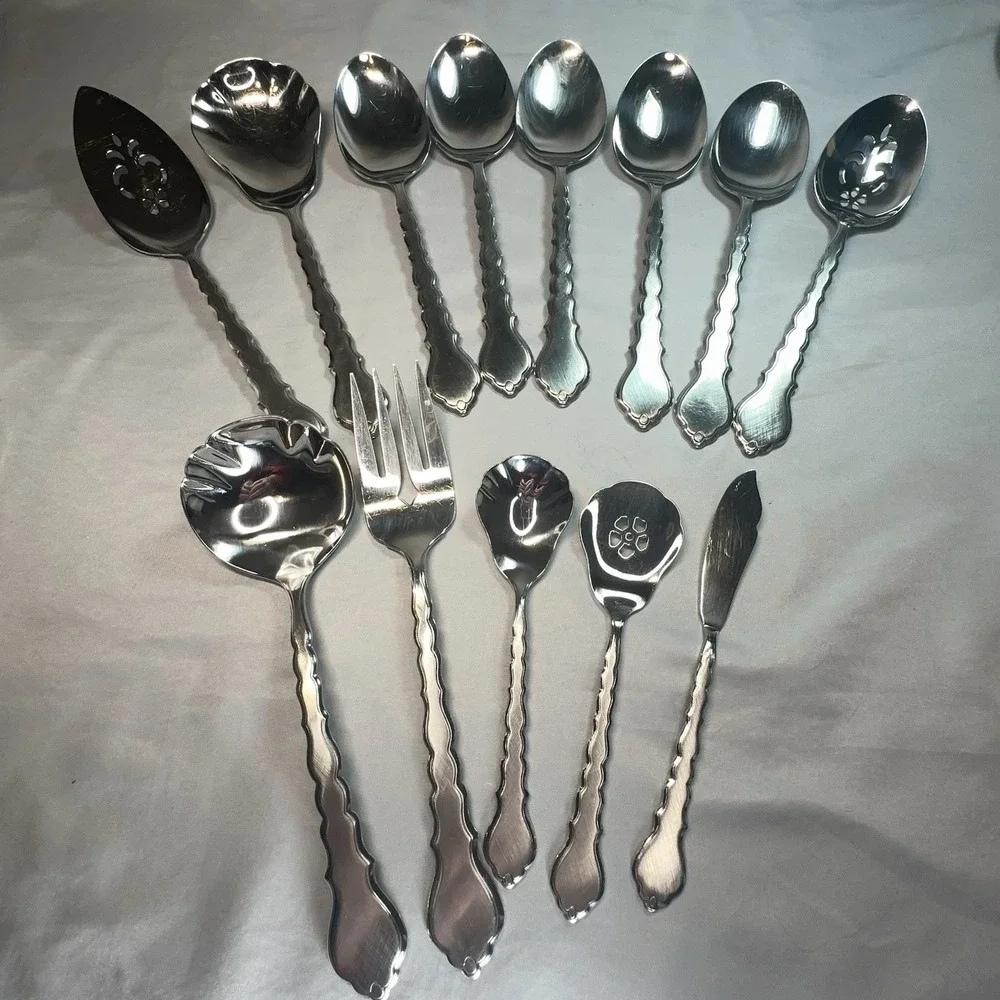 ONEIDA CELLO Serving Set 13 Casserole Pierced Pie Gravy Sugar Jelly Solid Spoons